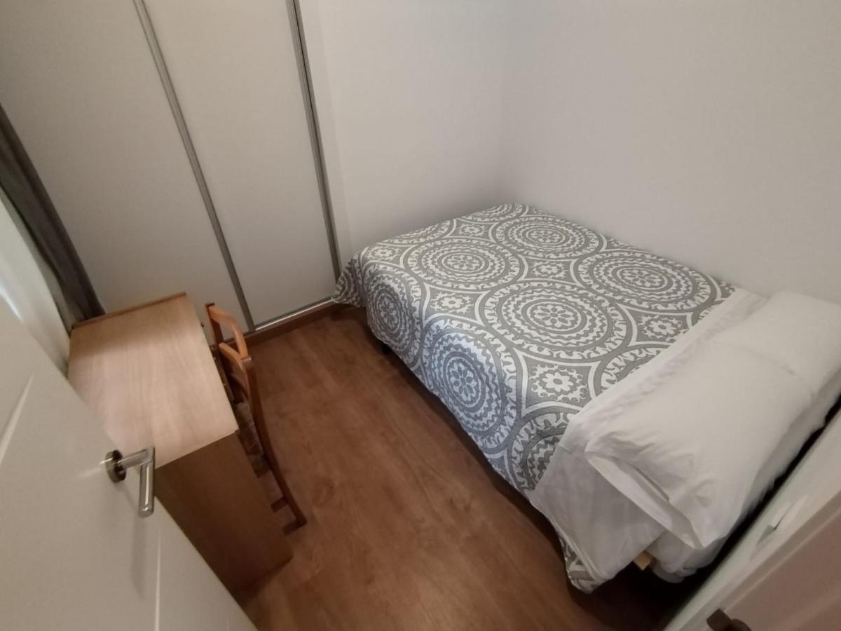 4 - Puerta Del Sol Apartment *